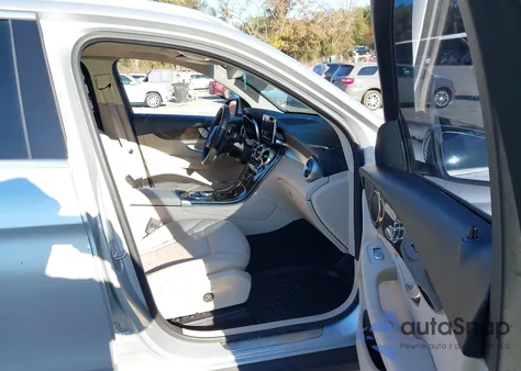 2017 Mercedes-Benz Glc 300 4Matic from USA, damaged, VIN WDC0G4KB4HF203817